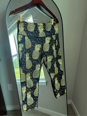 CVG Fineapple Pineapple capri legging